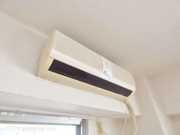 設備(エアコン)