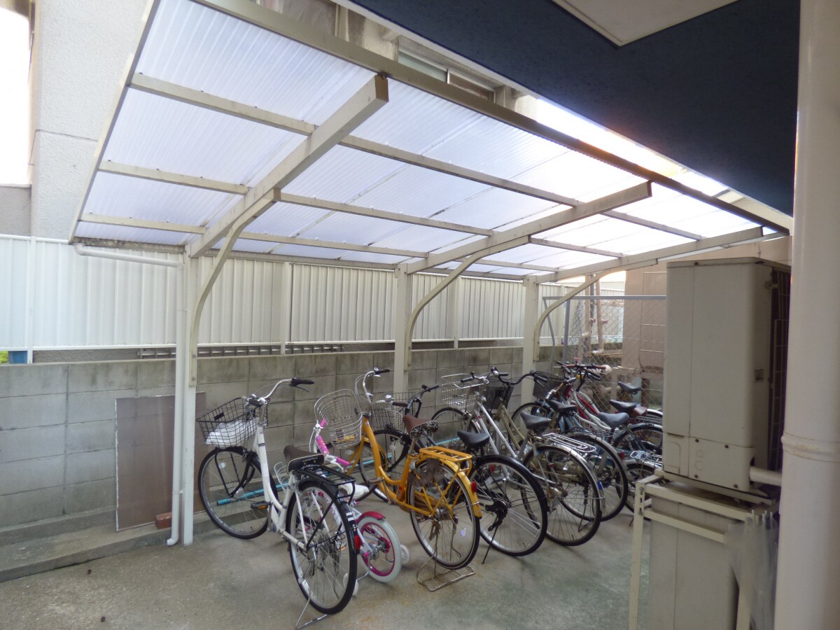 物件内観写真24　(駐輪場)