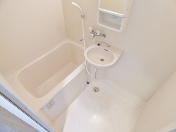 バス／シャワールーム等(キレイな浴室)