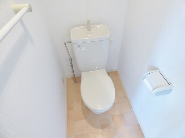 トイレ(清潔感のあるトイレ)