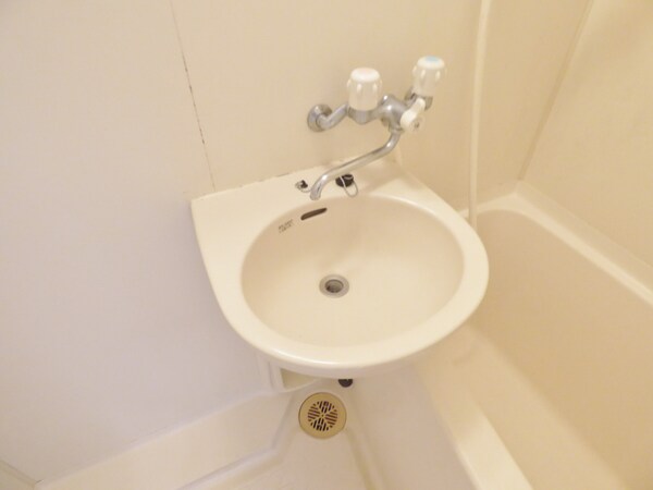 洗面所(カワイイ洗面台)