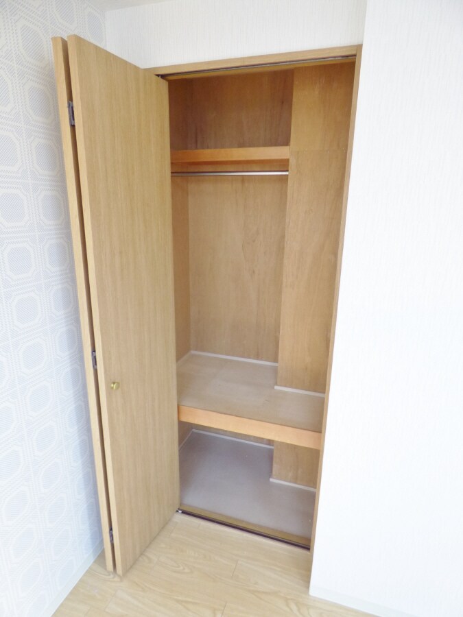 物件内観写真10　(クローゼット)