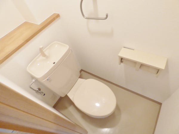 トイレ(清潔感のあるトイレ)