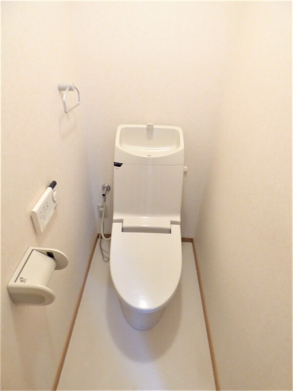 トイレ(ウォシュレット付トイレ)