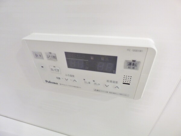 設備(浴室リモコン)