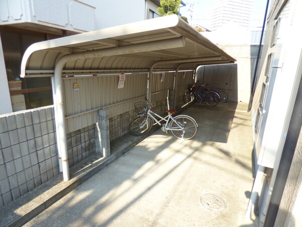 共用部(駐輪場)