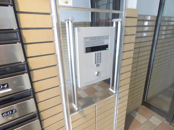 セキュリティ(安心のオートロック完備)