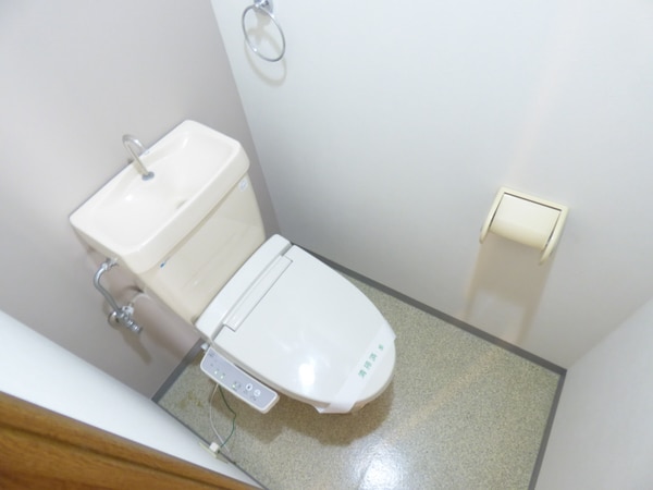 トイレ(ウォシュレット付トイレ)