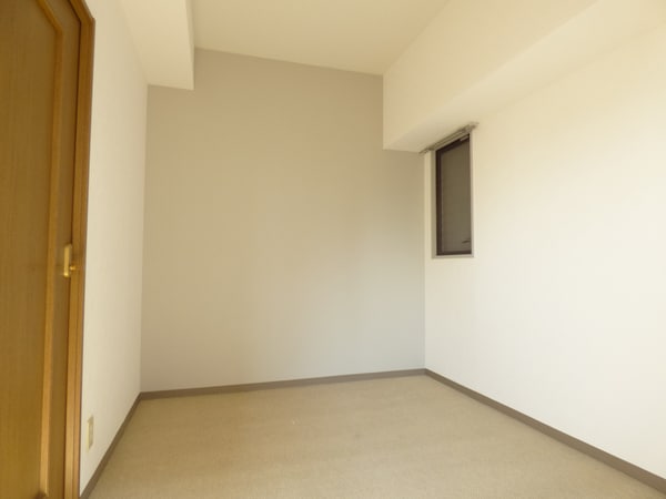 その他部屋・スペース(アクセントクロスがオシャレな洋室)