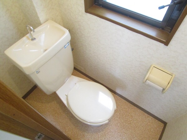 トイレ(清潔感のあるトイレ)