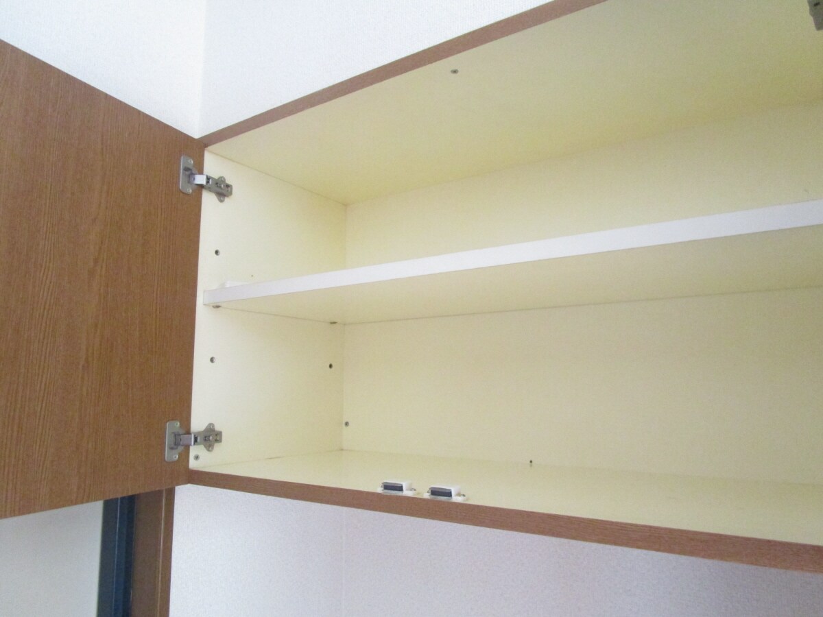 物件内観写真24　(玄関収納)