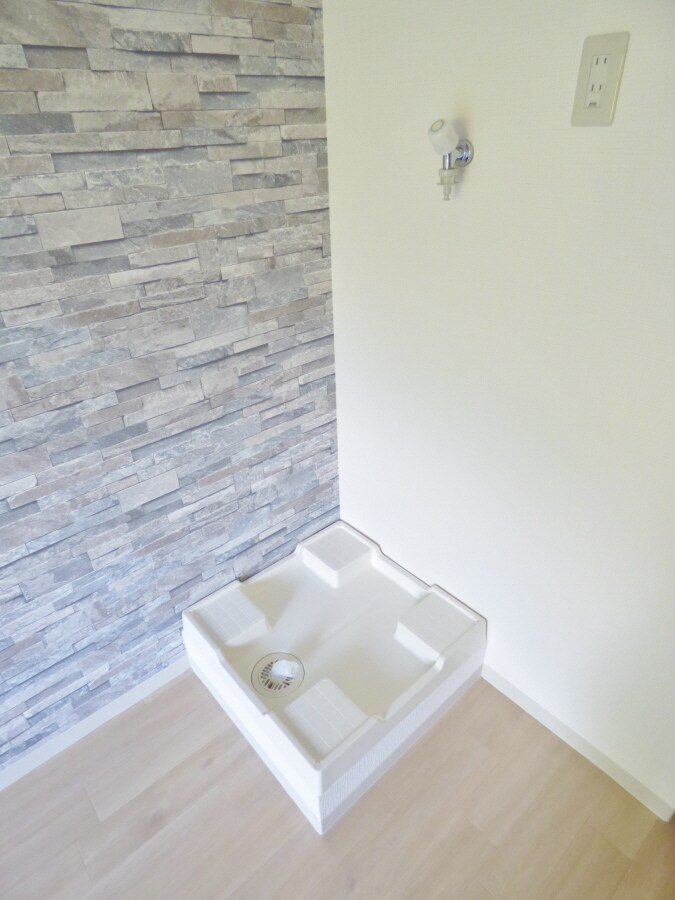 物件内観写真18　(室内洗濯機置場)