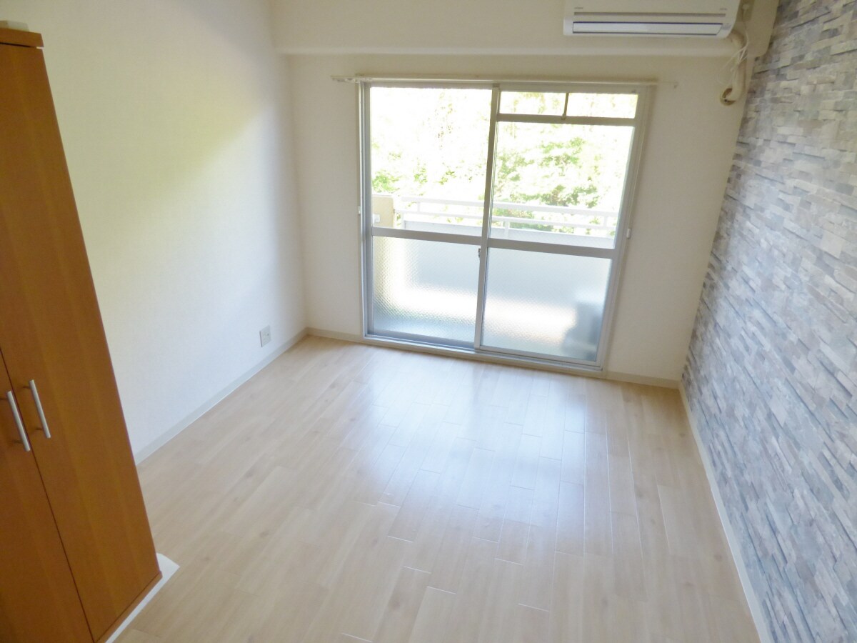 物件内観写真21　(キレイでオシャレな洋室)