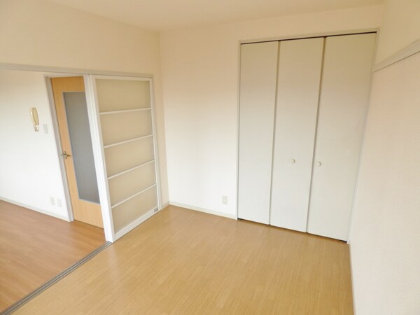 ダイニング(キレイな洋室)