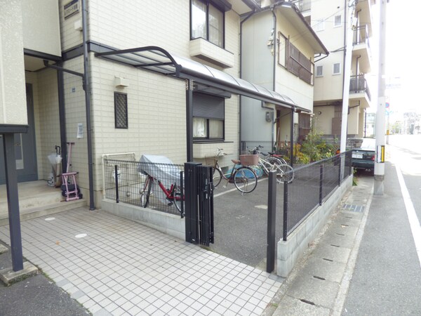 共用部(駐輪場)