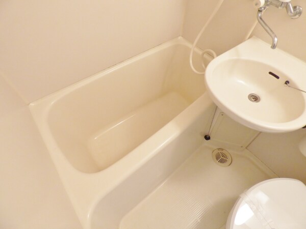 バス／シャワールーム等(キレイな浴室)