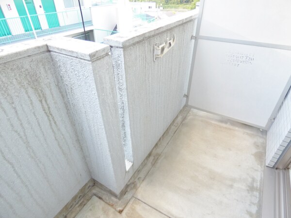 バルコニー・ベランダ(南西向きバルコニーで日当たり良好)