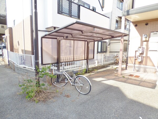共用部(駐輪場)