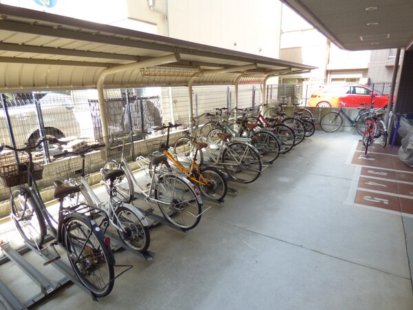 共用部(駐輪場)