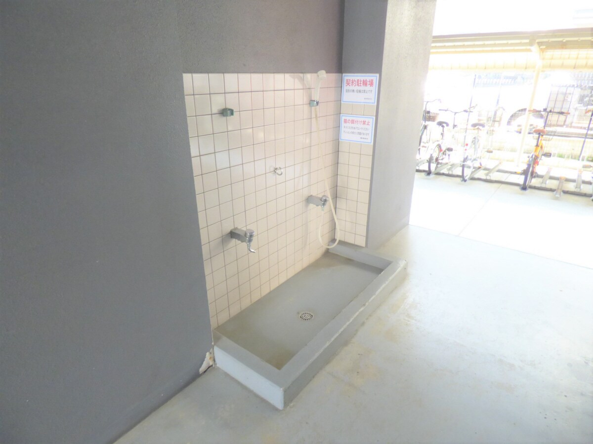 物件内観写真24　(ペット足洗い場)