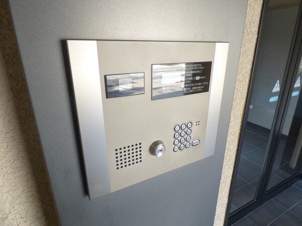 セキュリティ(安心のオートロック完備)