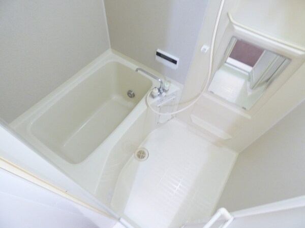 バス／シャワールーム等(追い焚き機能付バス)