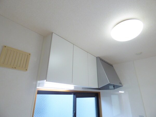 キッチン(レンジフード＆キッチン収納)