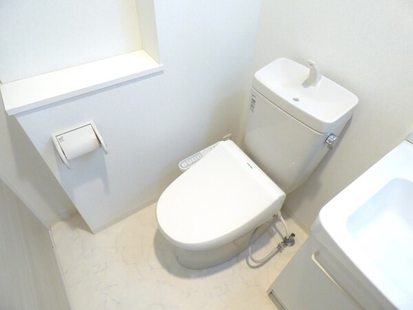 トイレ(ウォシュレット付トイレ)