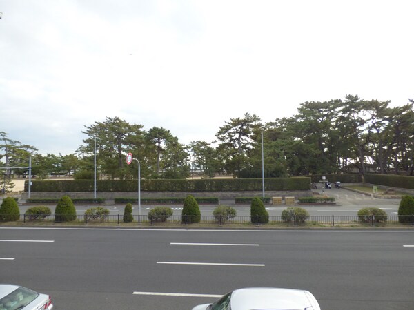 眺望(目の前に須磨海岸があります)