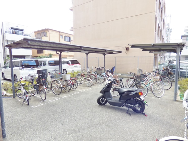 共用部(駐輪場)