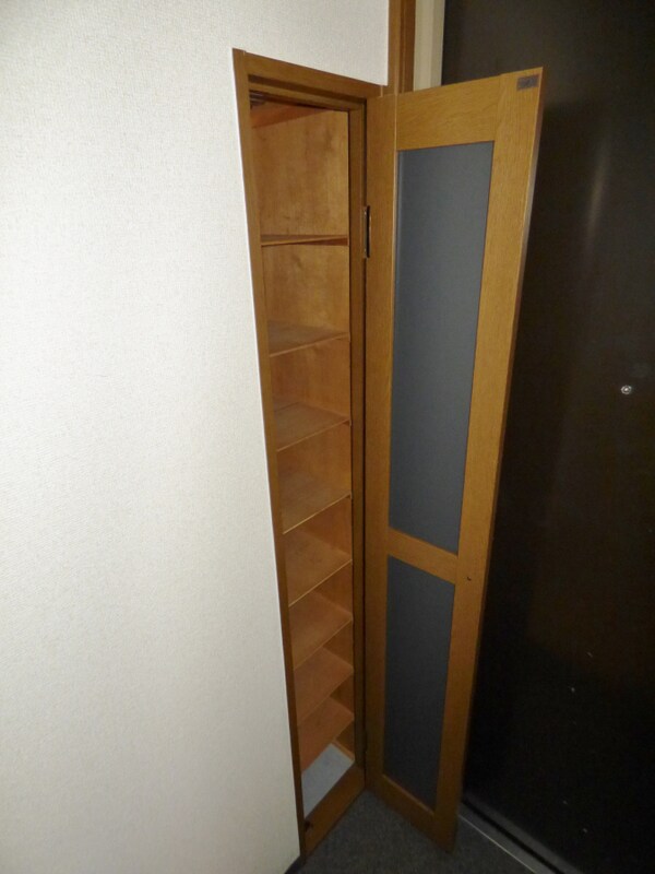 玄関(シューズボックス付)