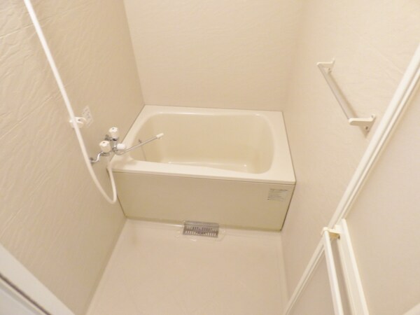 バス／シャワールーム等(キレイな浴室)