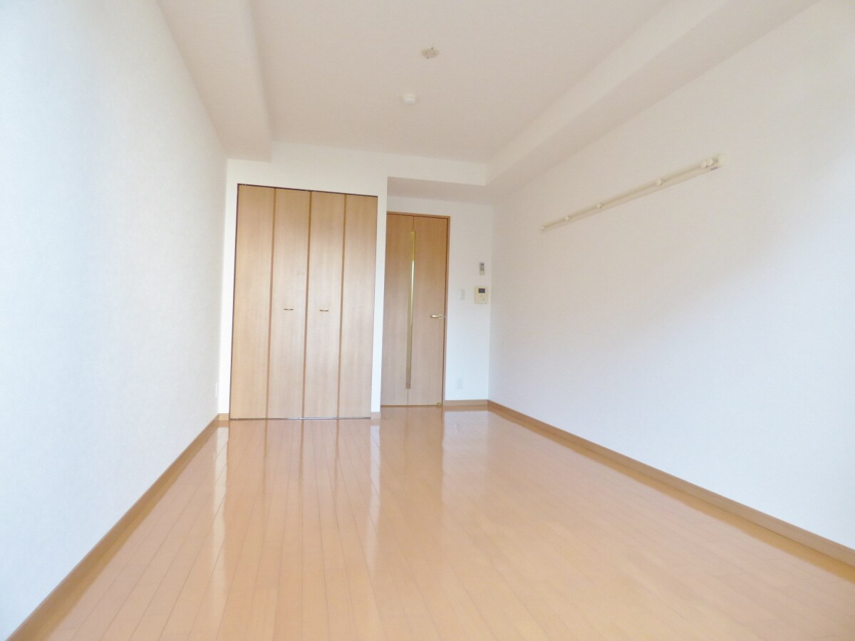 物件内観写真13　(キレイなフローリング)