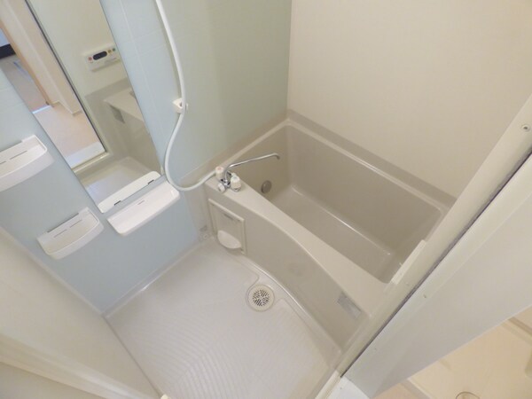 バス／シャワールーム等(追い焚き機能付バス)