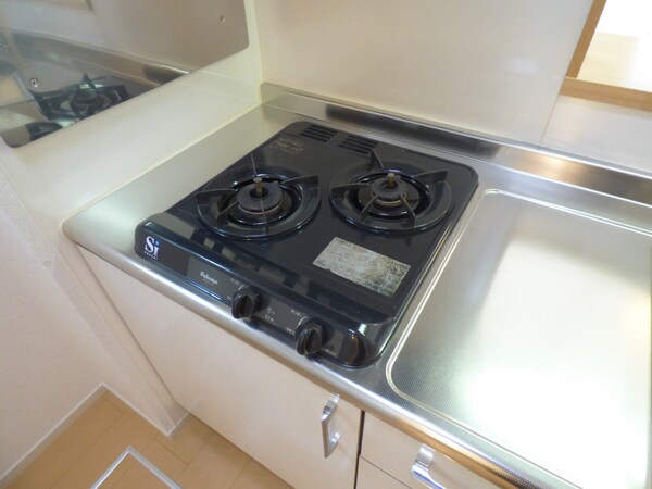 キッチン(２口ガスコンロ)