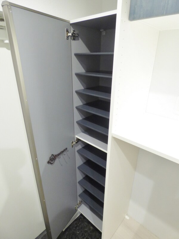 玄関(シューズボックス付)