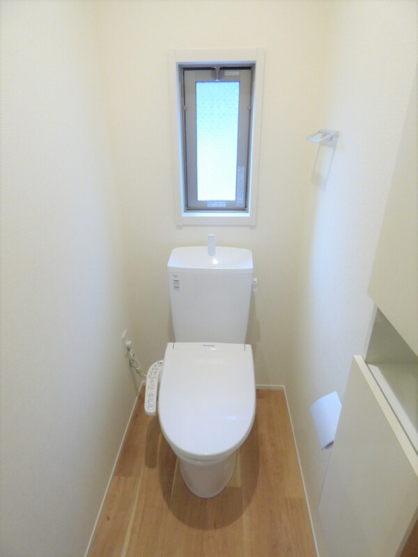 トイレ(ウォシュレット付トイレ)