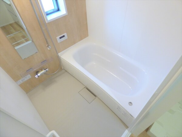 バス／シャワールーム等(１坪タイプの追い焚き機能付き)