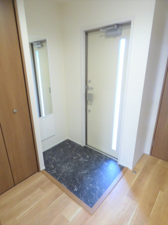 物件内観写真26　(玄関ダブルロック)