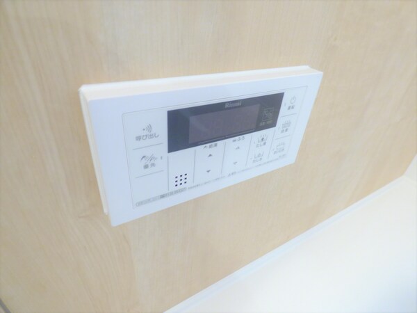 設備(浴室リモコン)