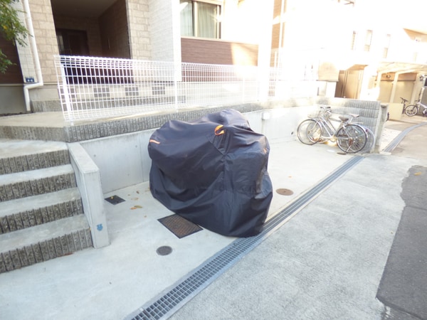 共用部(駐輪場＆バイク置場)