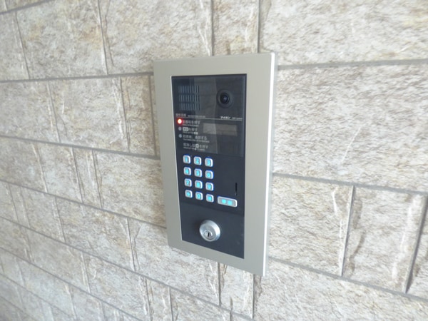 セキュリティ(安心のオートロック完備)