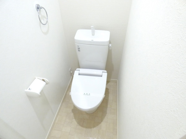 トイレ(暖房便座付トイレ)