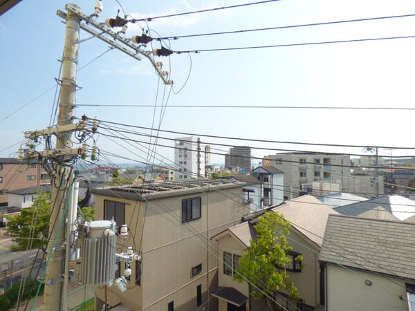 眺望(海が少し見えます)