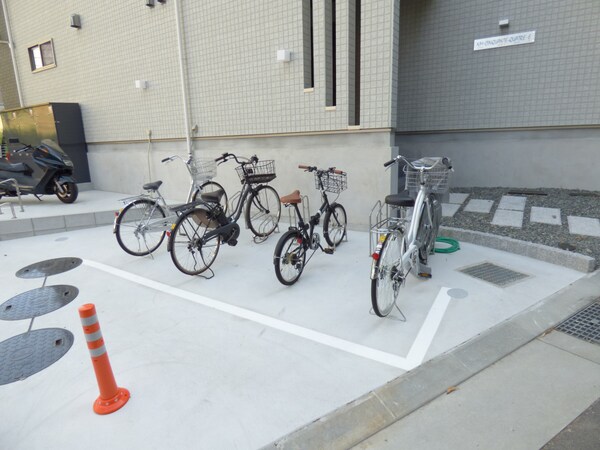 共用部(駐輪場)