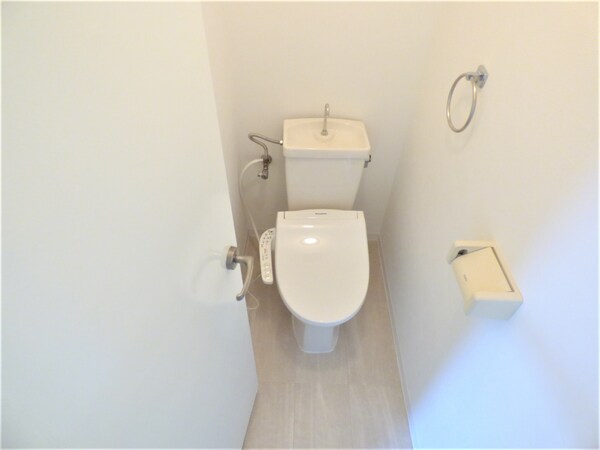 トイレ(ウォシュレット付トイレ)