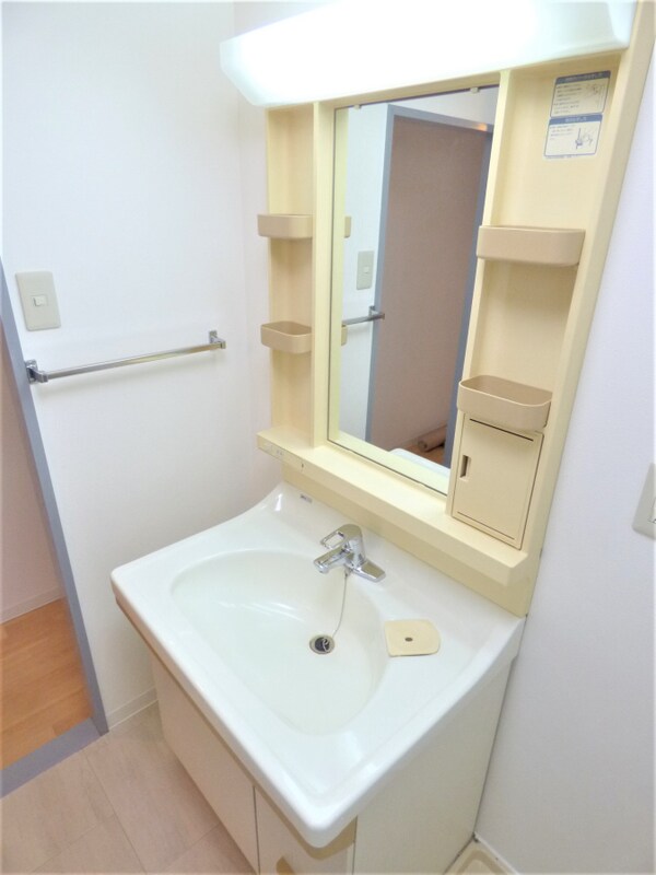 洗面所(キレイな洗面台)