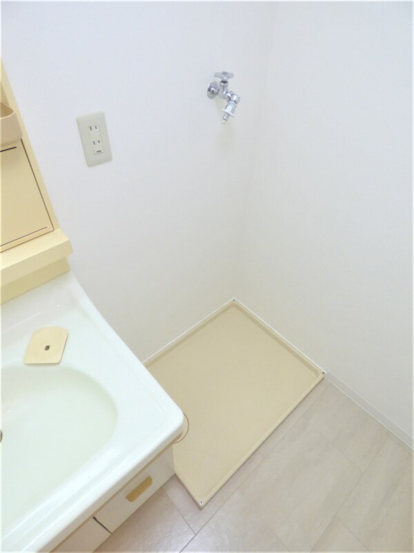 設備(室内洗濯機置場)