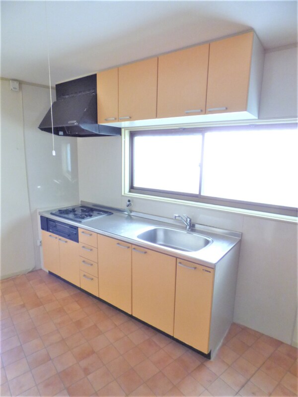 キッチン(３口ガスシステムキッチン)