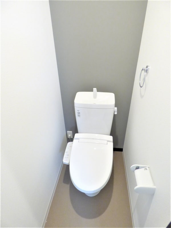 トイレ(ウォシュレット付トイレ)